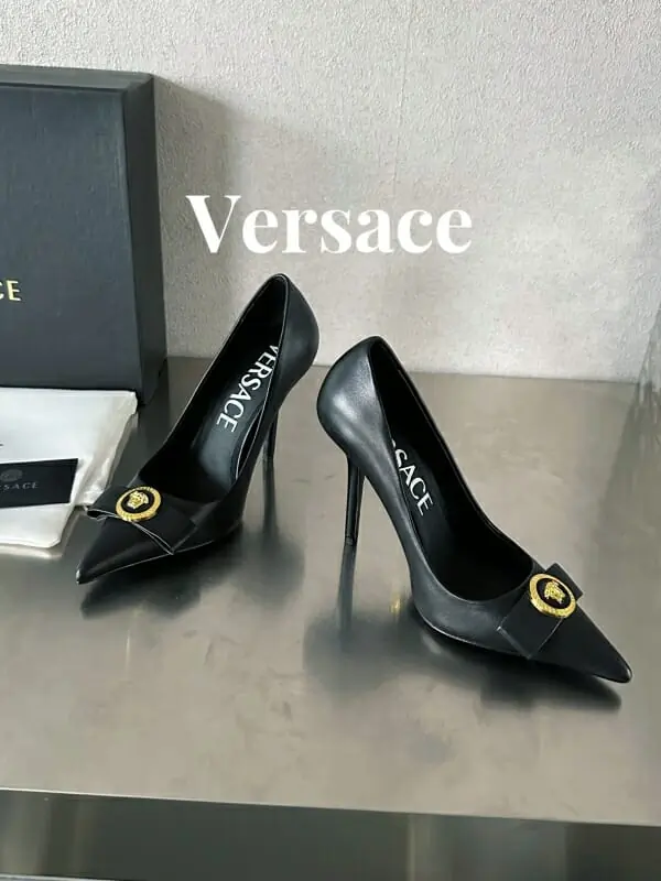 versace a talons hauts chaussures pour femme s_11747aa1